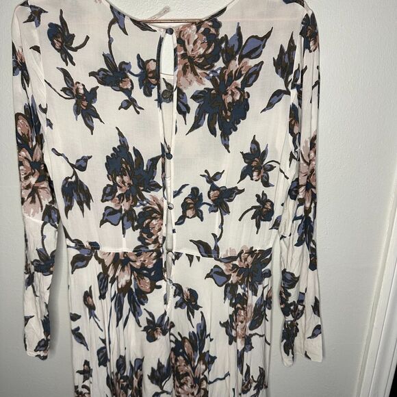 Free People First Kiss Maxi Dress Medium Sleeve Flowy Floral Scoop Neck White - Picture 10 of 16